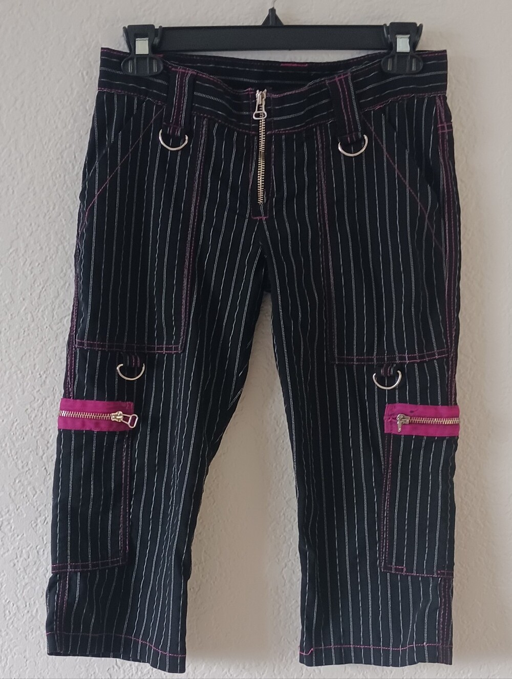 Punk Black Pinstripe Capri Pants with Zippers And Pink Stitching Vintage 90s - Picture 2 of 7
